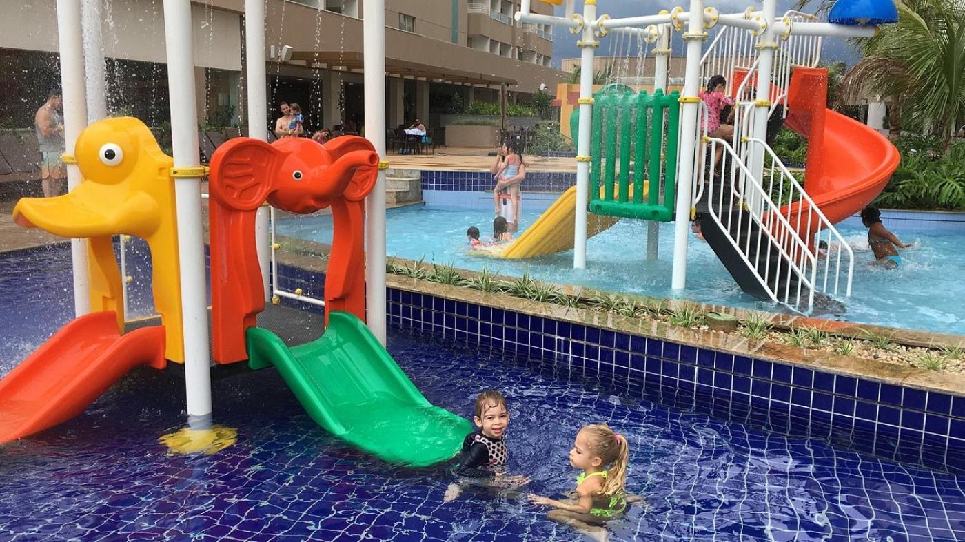 Olimpia Park Resort O Mais Divertido Resort Em Frente Ao Thermas Dos Laranjais - Pague Em Ate 12 Vezes Екстериор снимка
